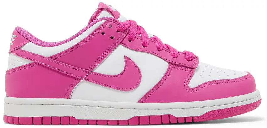 NIKE DUNK LOW